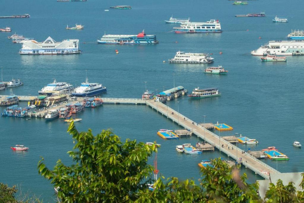 T5 Suites Pattaya Ngoại thất bức ảnh